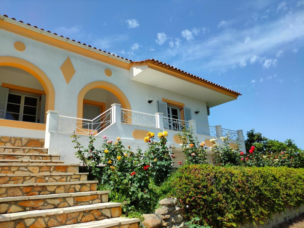 Villa Southern Comfort Lefkímmi Exteriér fotografie